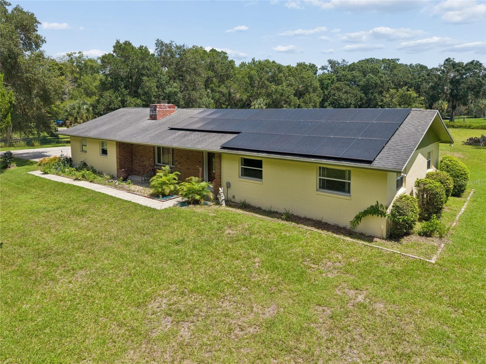 Single Family Residence at 4285 SHAMROCK DR, MIMS, photo 2 of 32