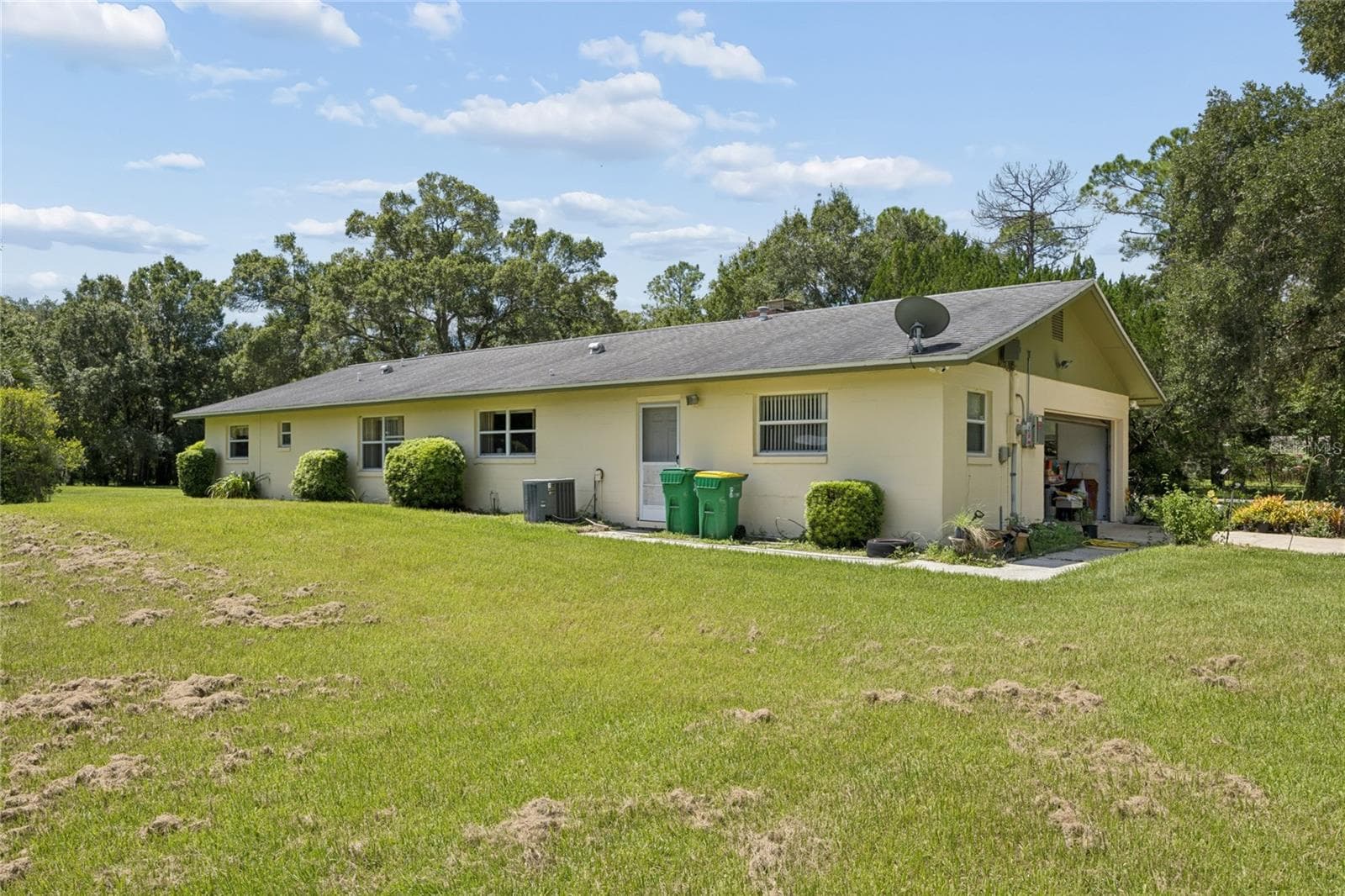 Single Family Residence at 4285 SHAMROCK DR, MIMS, photo 5 of 32