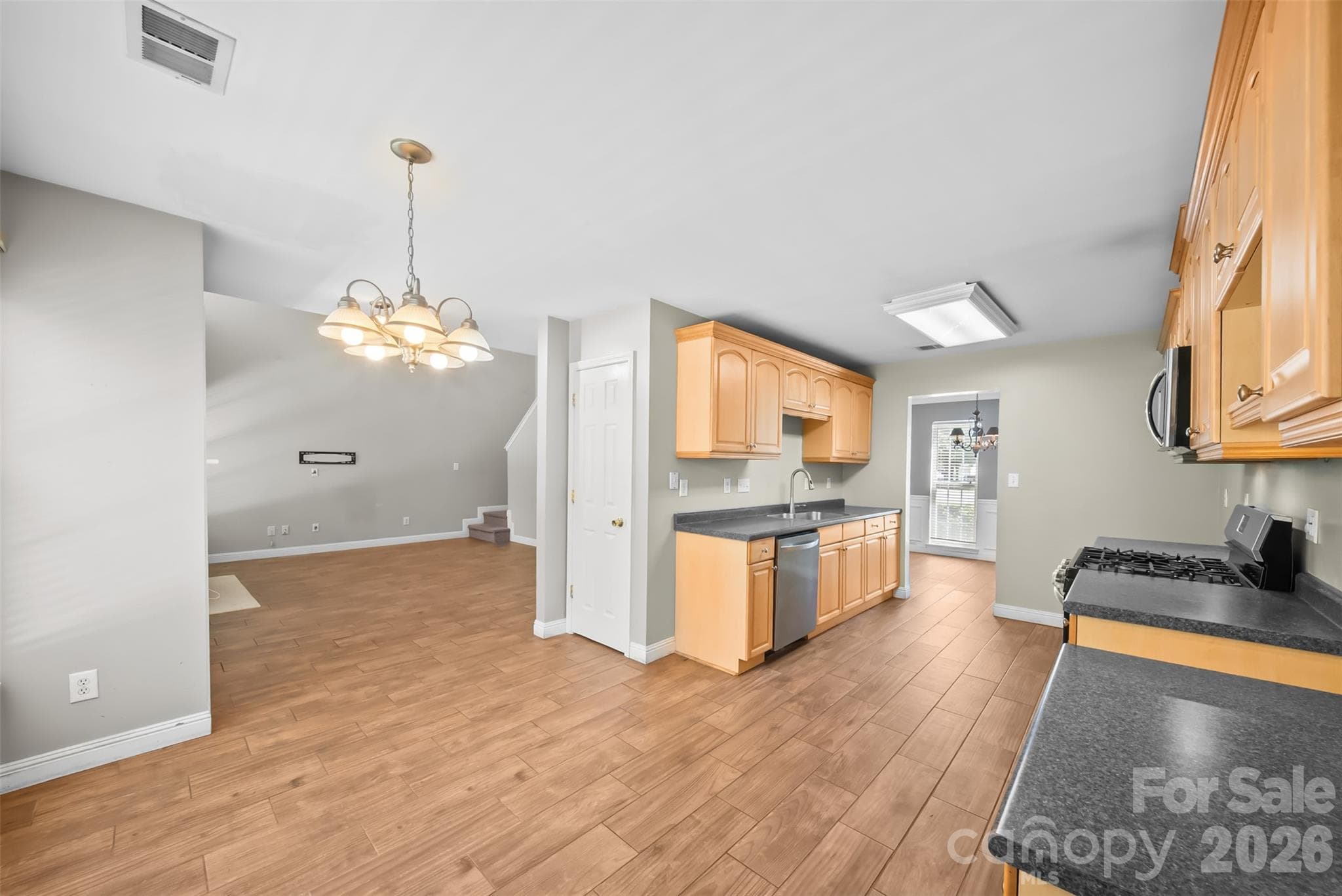 Single Family Residence at 7838 Cafferty Circle, Charlotte, photo 12 of 48