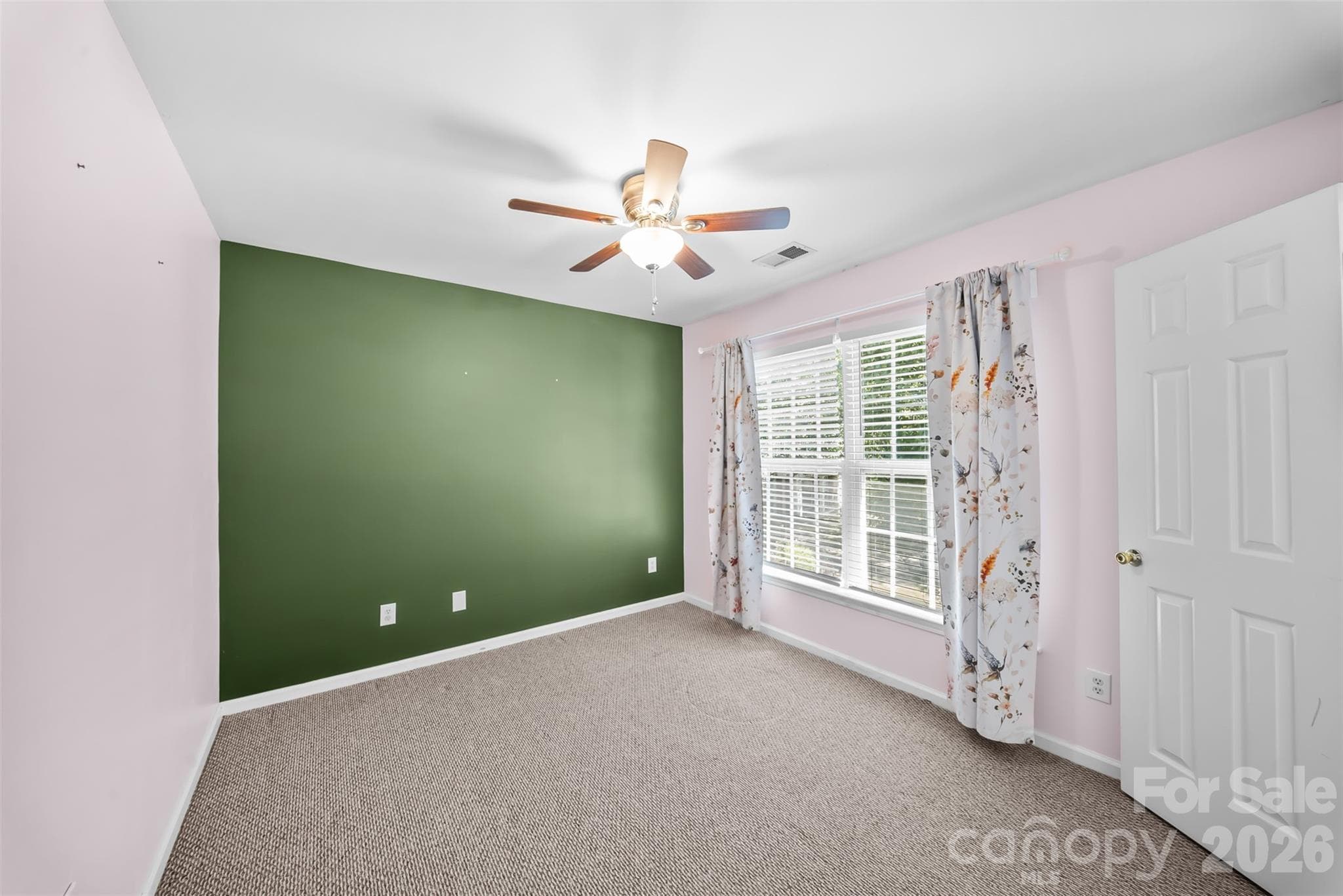 Single Family Residence at 7838 Cafferty Circle, Charlotte, photo 20 of 48