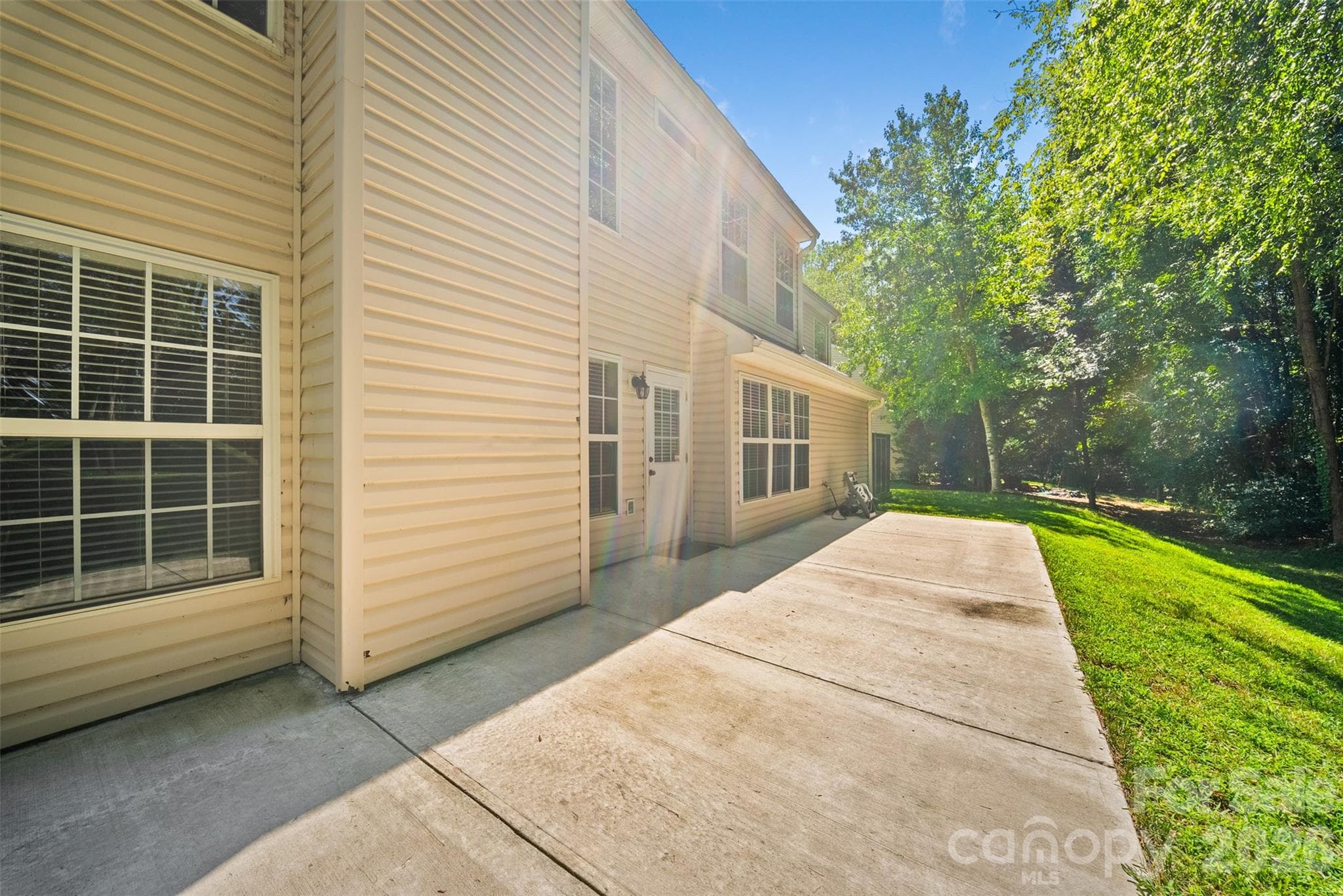 Single Family Residence at 7838 Cafferty Circle, Charlotte, photo 40 of 48