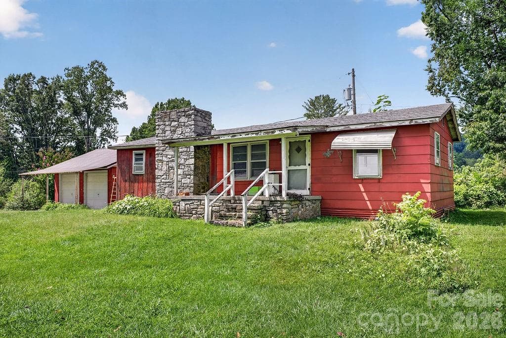 No Value given to second house - total renovation needed.  Do not enter house without appointment. - 2409 Lucas Street, Hendersonville