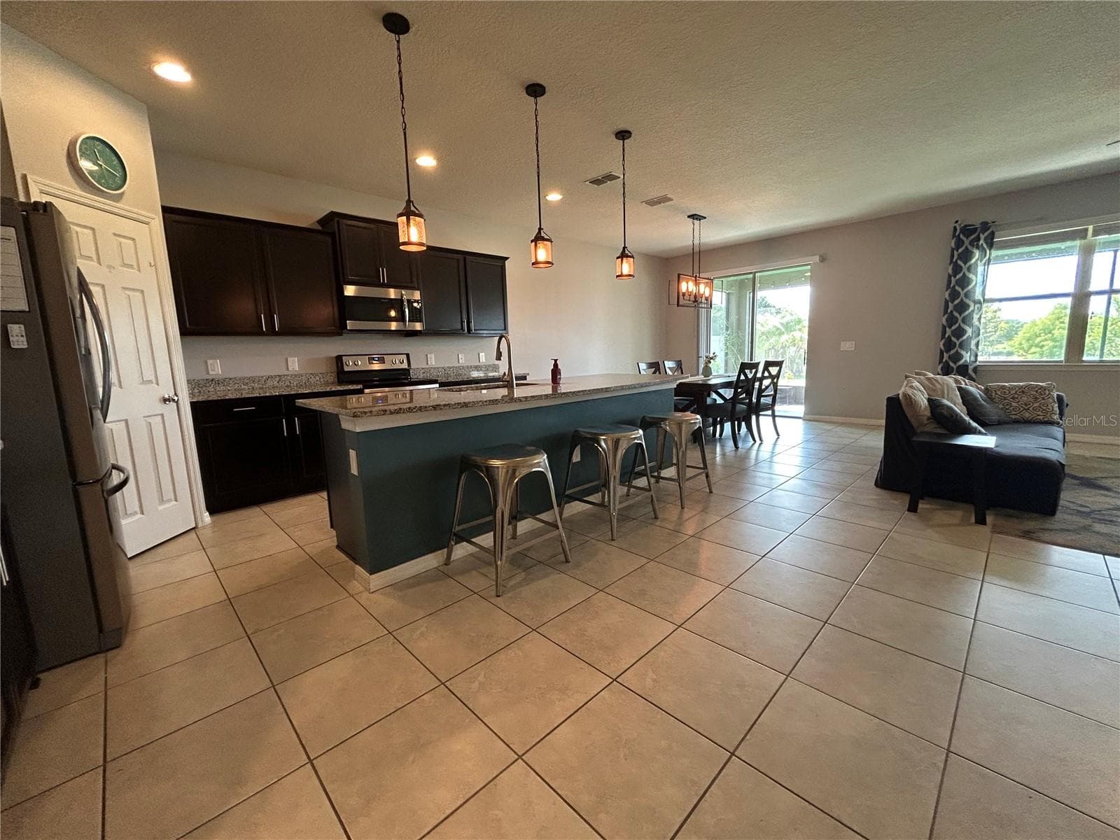 Single Family Residence at 3949 BAJA DR, ST CLOUD, photo 3 of 43