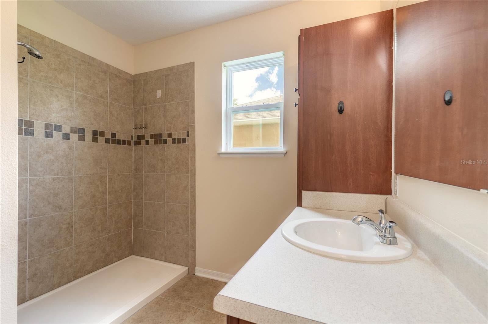 Bath 1 - 3938 SUNSET COVE DR, PORT ORANGE