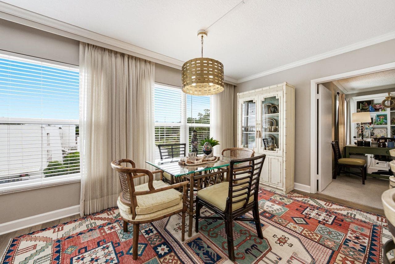 Dining room - 1655 S HIGHLAND AVE #I379, CLEARWATER