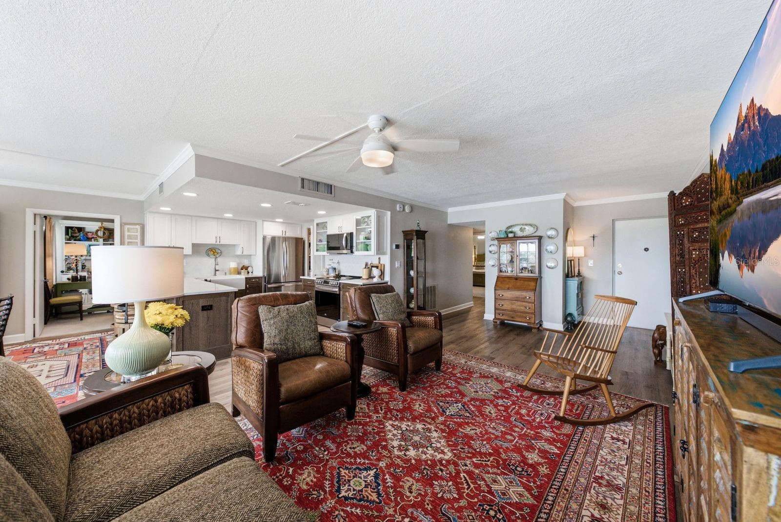 The main living area - 1655 S HIGHLAND AVE #I379, CLEARWATER