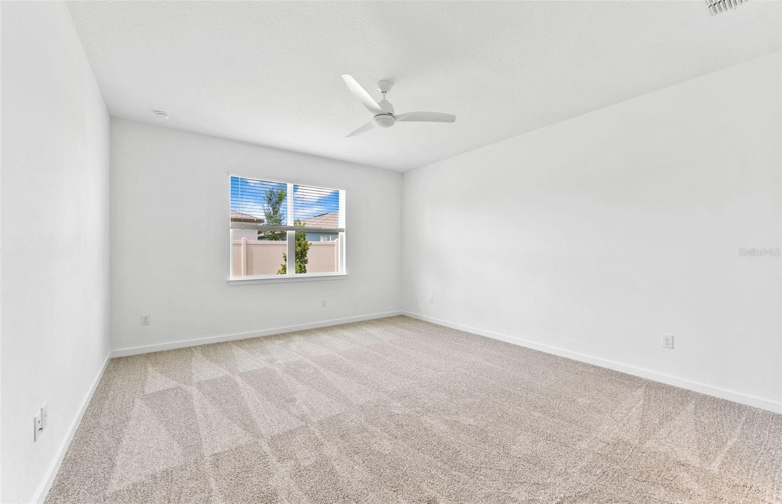 Owner's Suite - 37405 CLINCH CIR, ZEPHYRHILLS