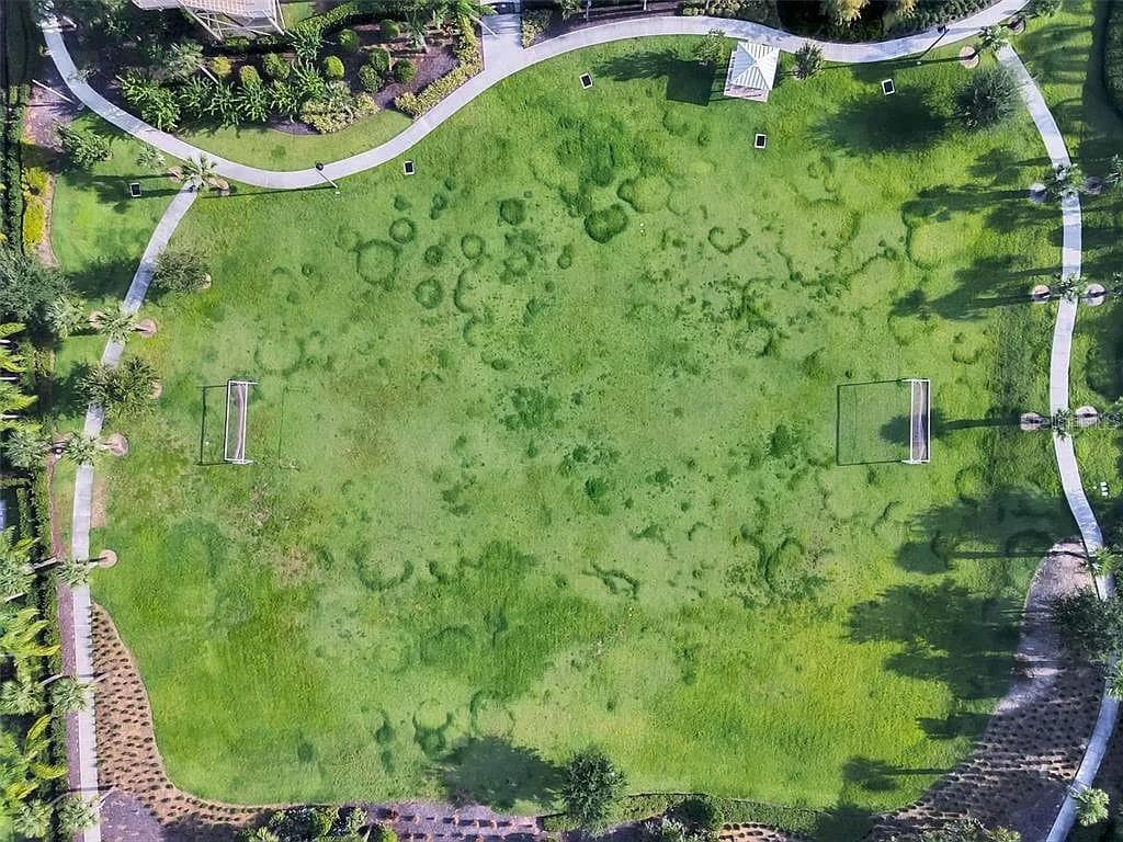 Single Family Residence at 310 PENDANT CT, KISSIMMEE, photo 36 of 77