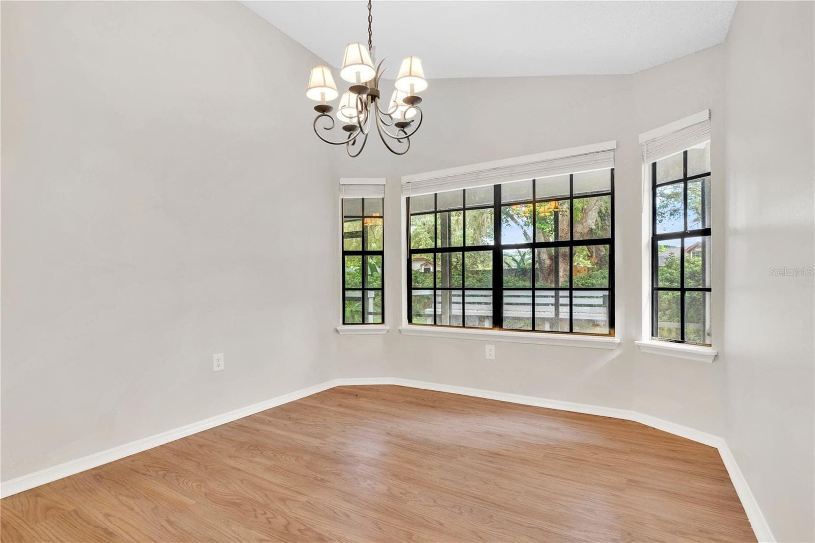 Single Family Residence at 2141 WEKIWA OAKS DR, APOPKA, photo 3 of 32