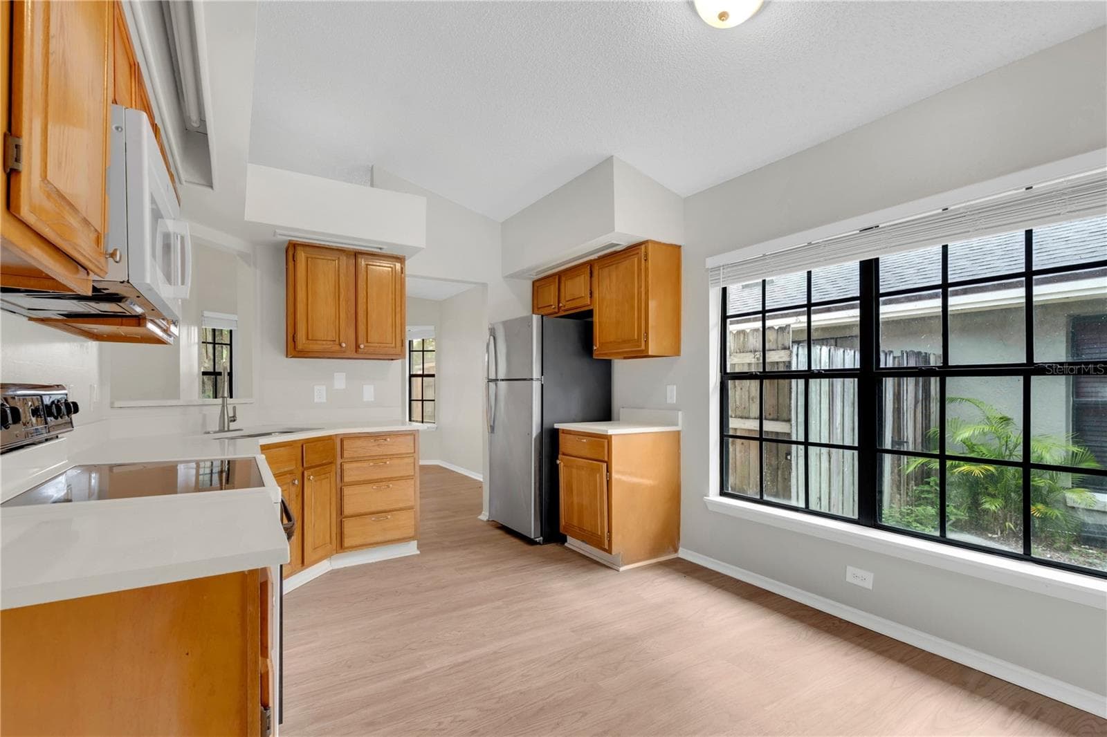 Single Family Residence at 2141 WEKIWA OAKS DR, APOPKA, photo 6 of 32