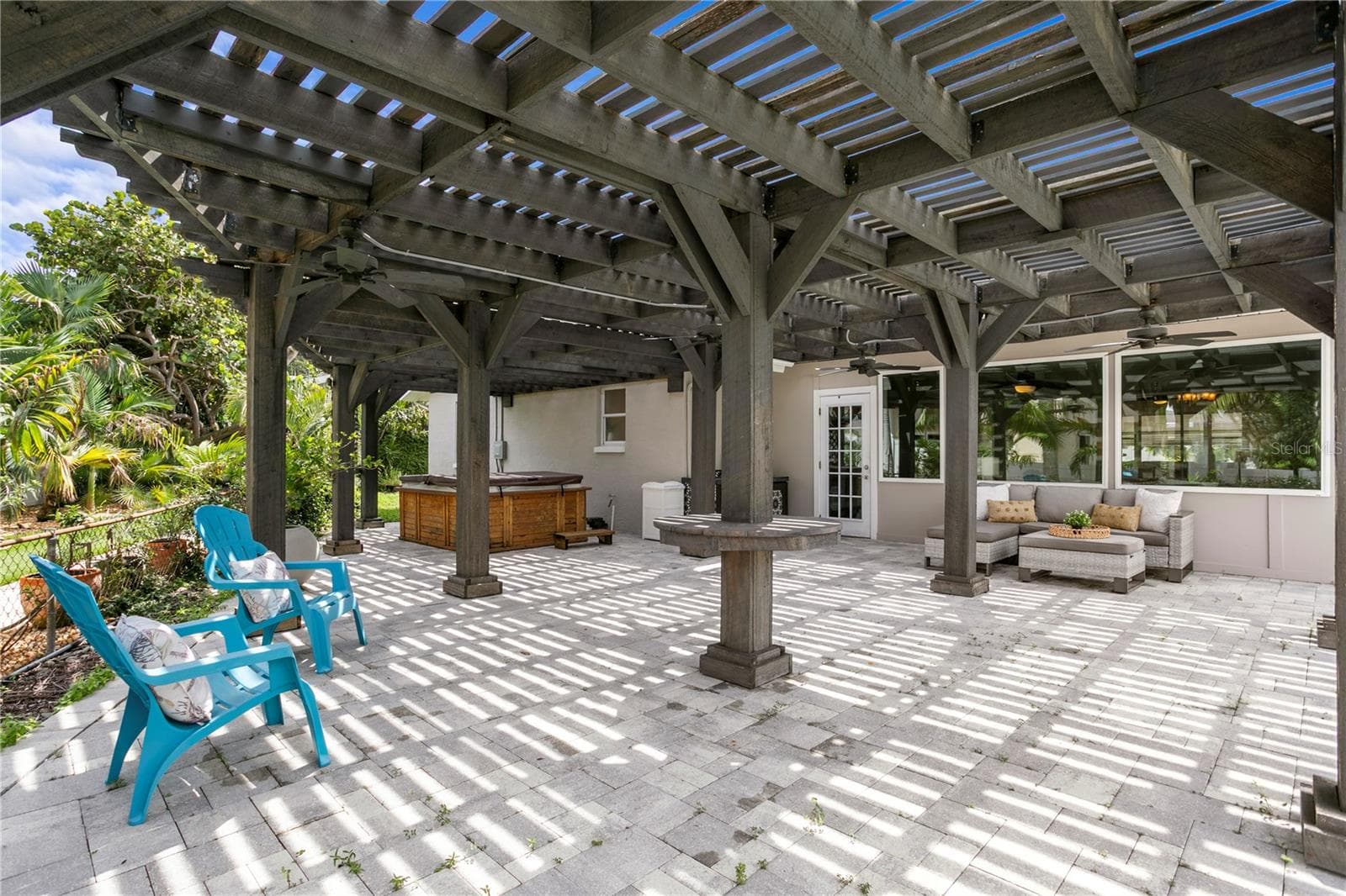 Single Family Residence at 4051 14TH ST NE, ST PETERSBURG, photo 10 of 56