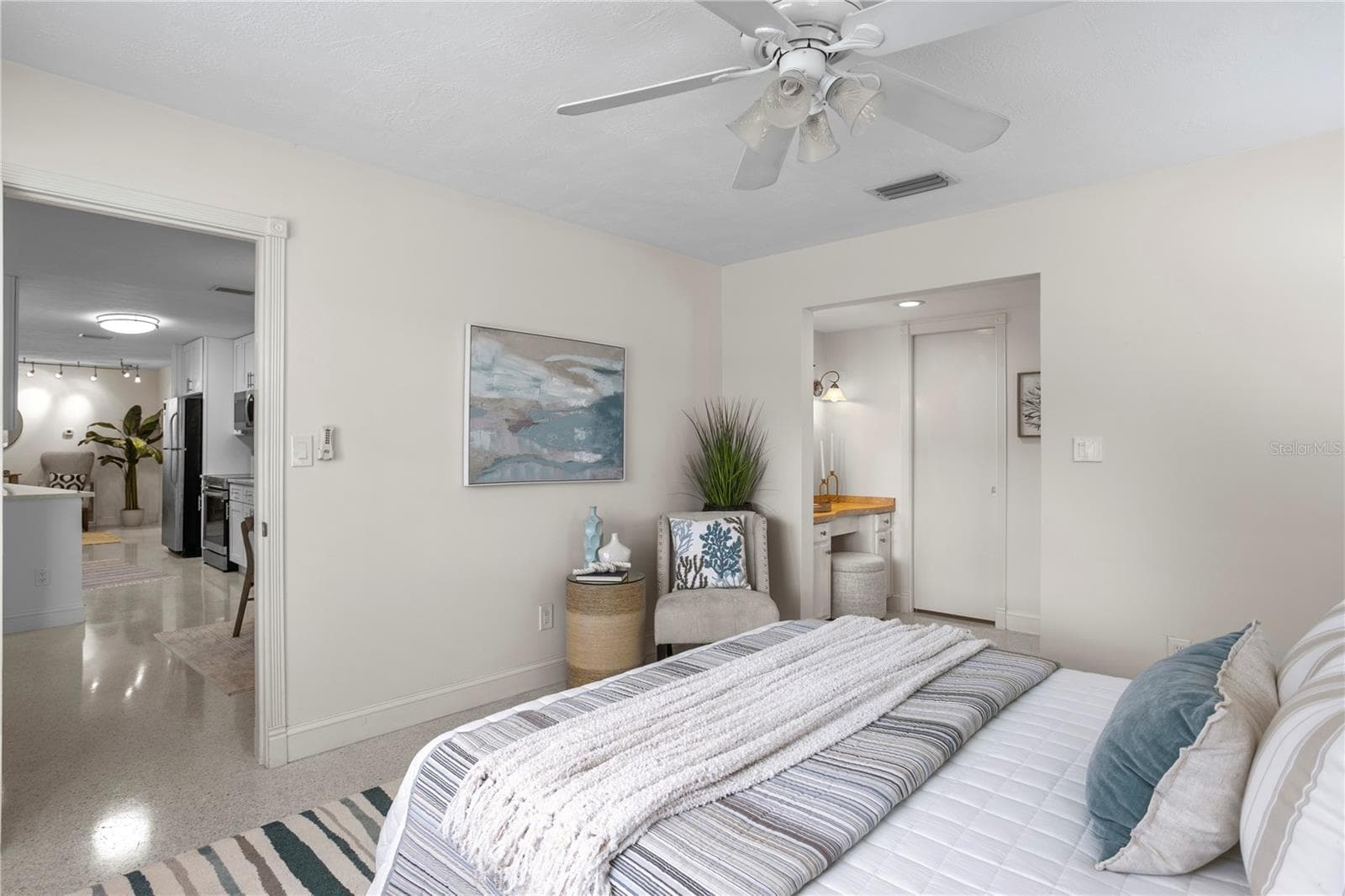 Single Family Residence at 4051 14TH ST NE, ST PETERSBURG, photo 41 of 56