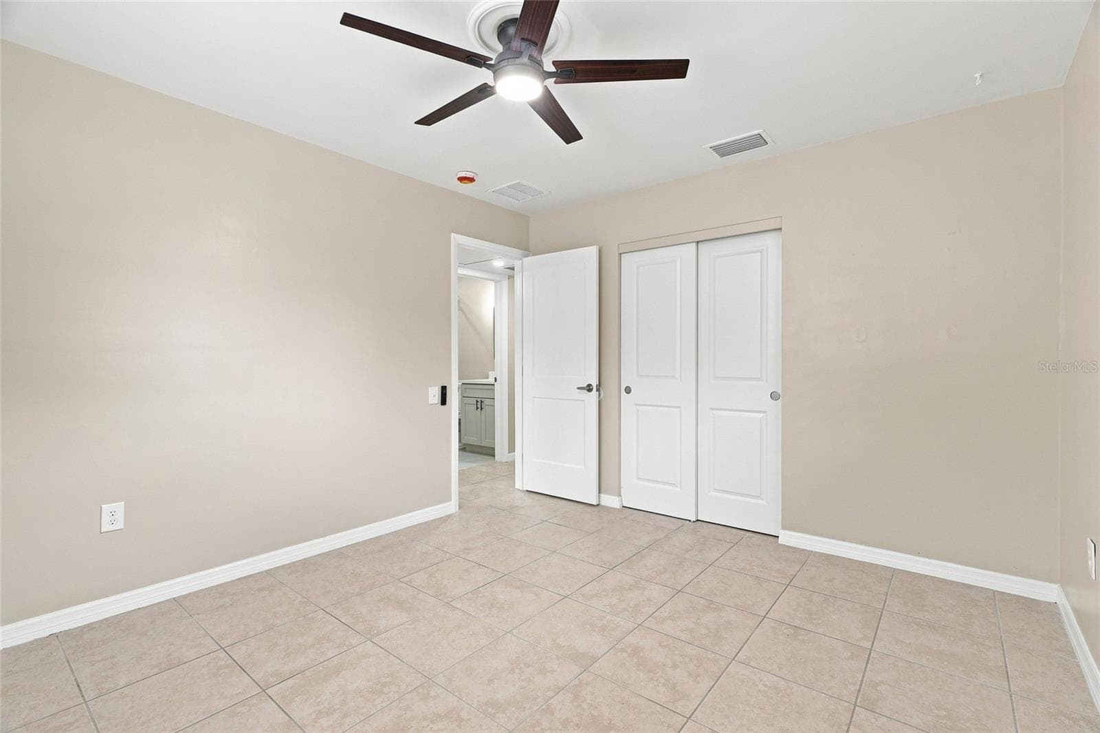 Single Family Residence at 10926 TEMPLE AVE, SEMINOLE, photo 25 of 40