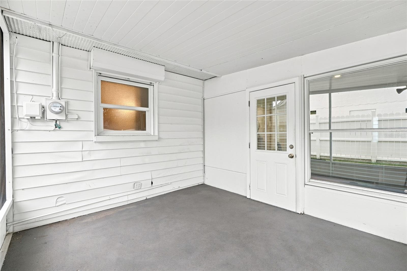 Single Family Residence at 10926 TEMPLE AVE, SEMINOLE, photo 28 of 40