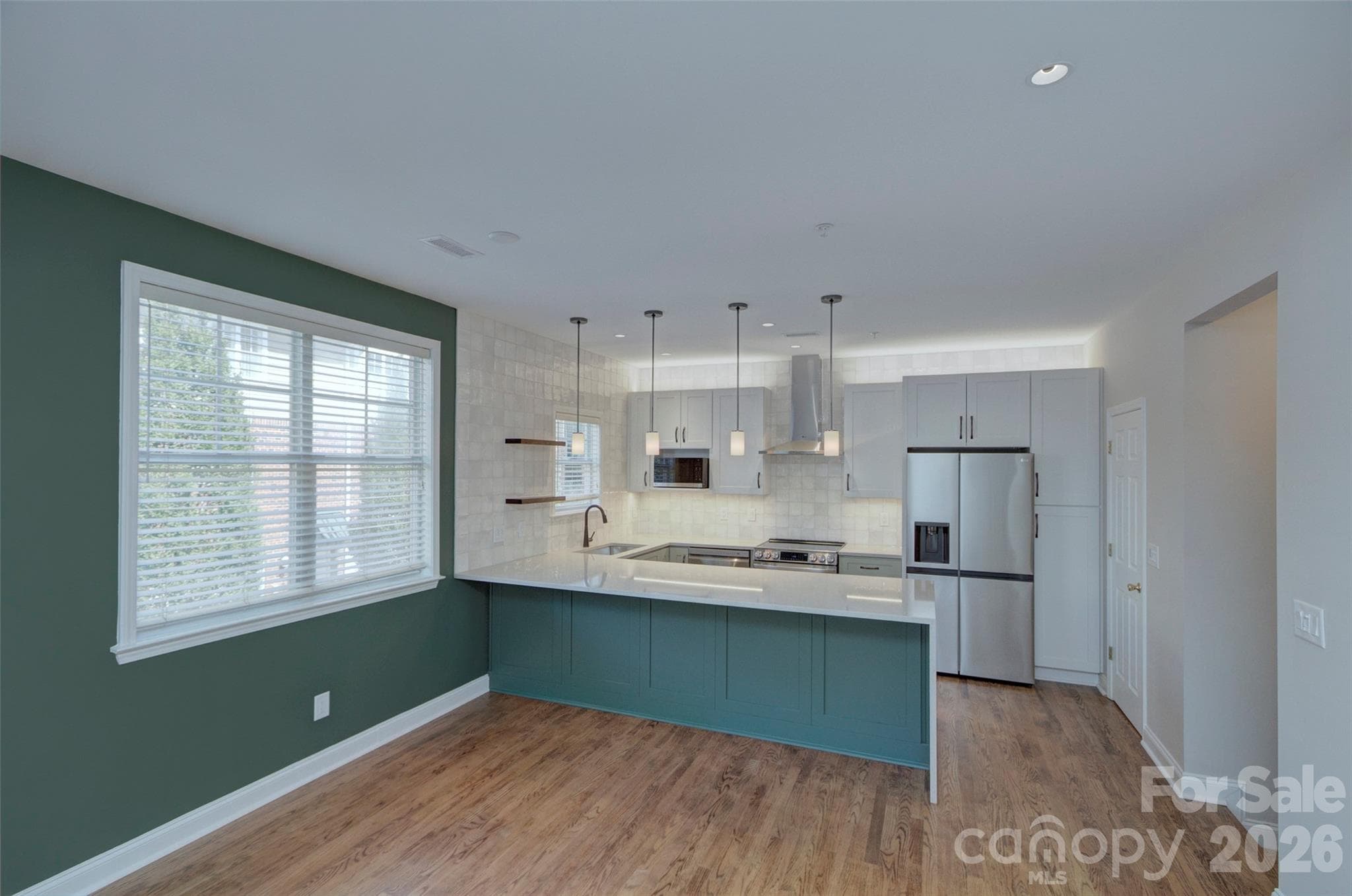Townhouse at Charlotte, photo 6 of 58