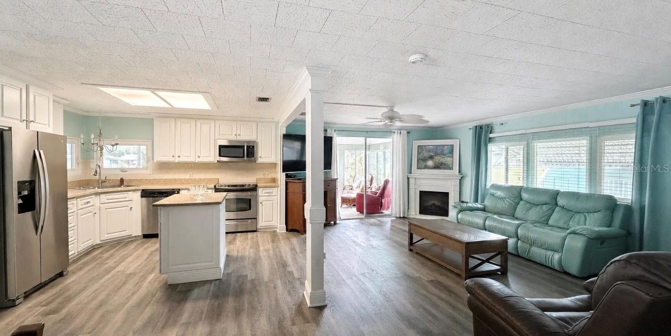 Open floor plan - 1100 BELCHER RD S #304, LARGO