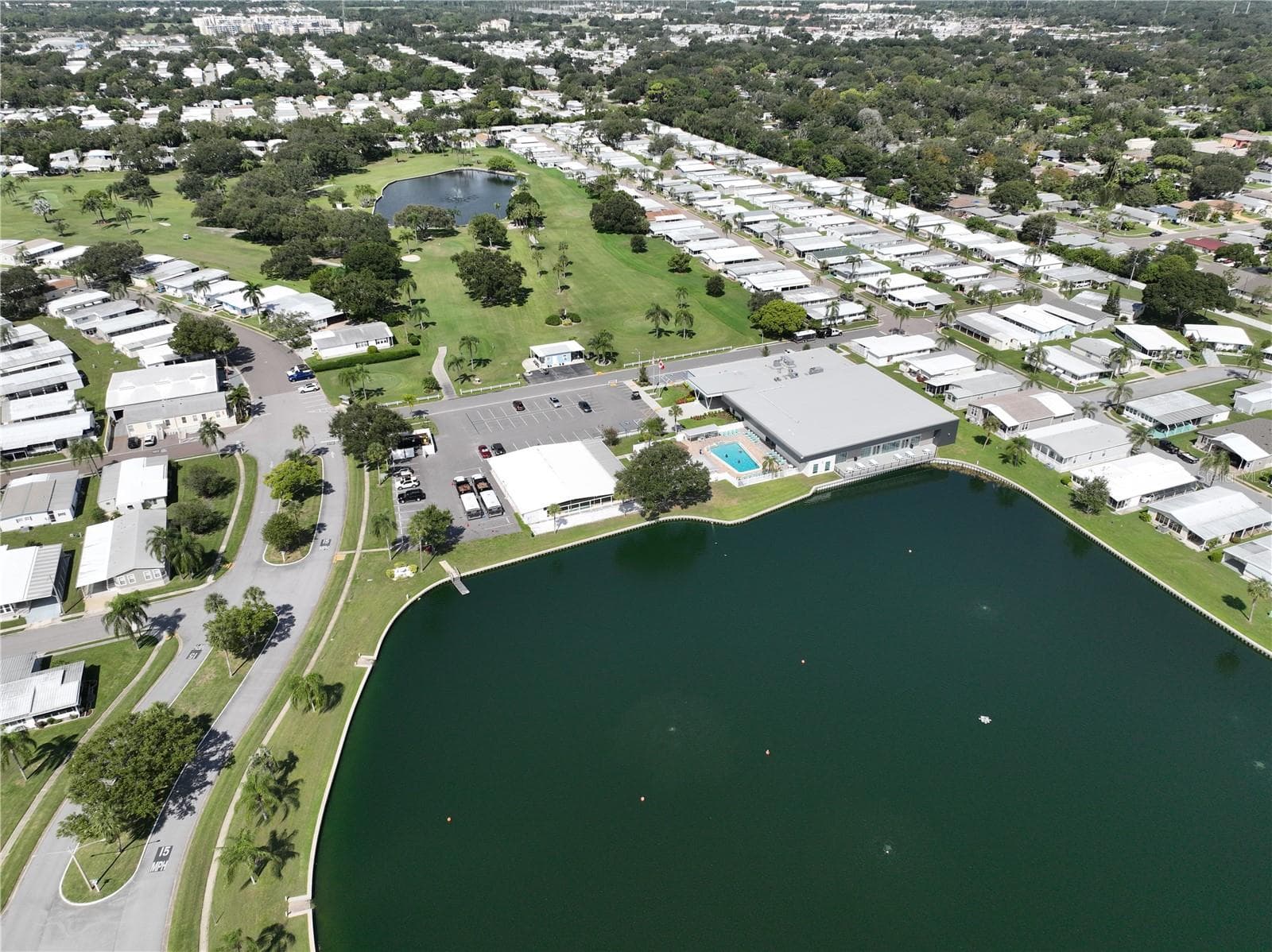 Drone view of community - 1100 BELCHER RD S #304, LARGO