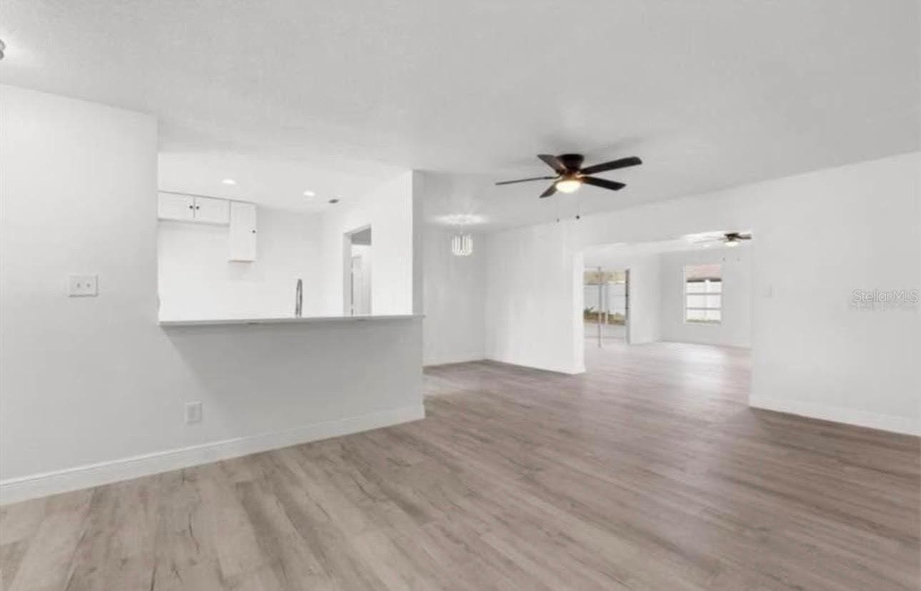 Single Family Residence at 14915 GENTILLY PL, TAMPA, photo 3 of 22