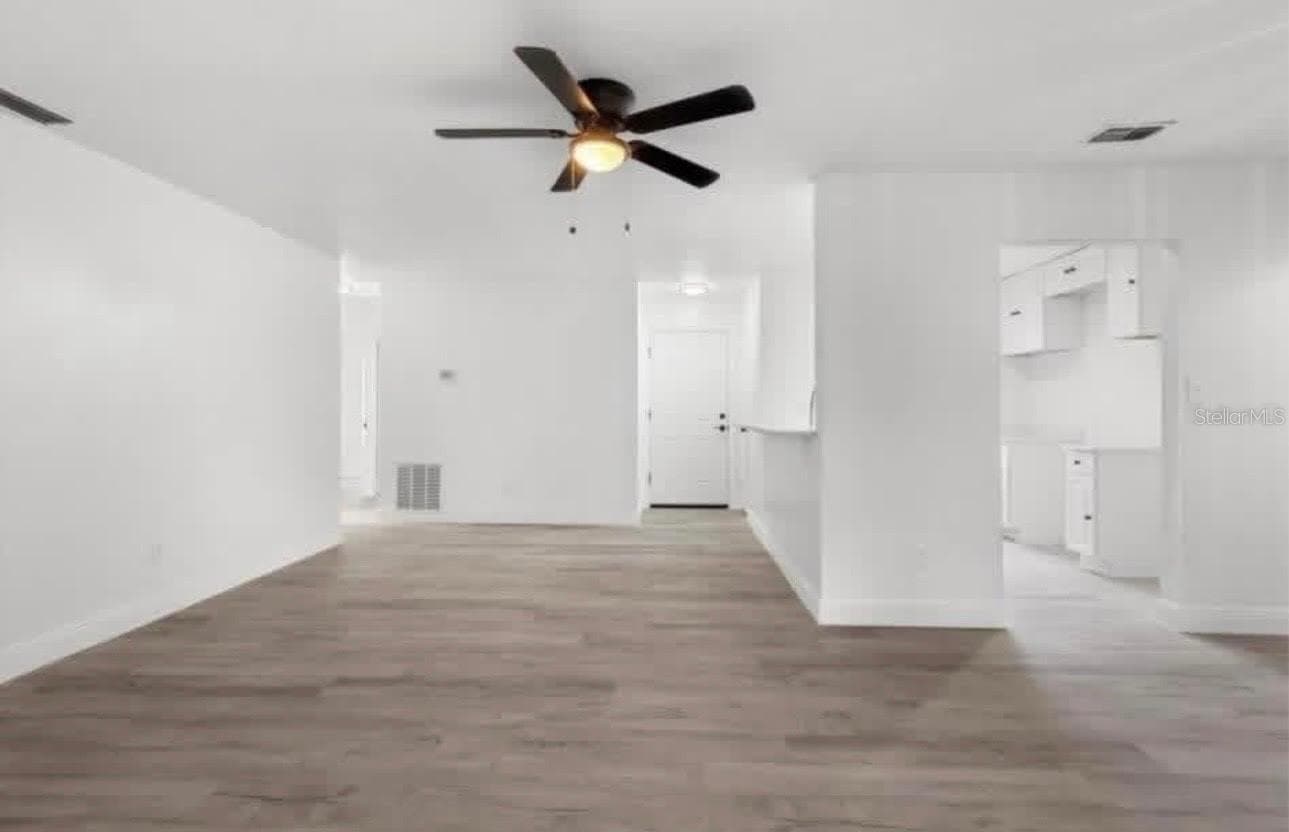 Single Family Residence at 14915 GENTILLY PL, TAMPA, photo 13 of 22