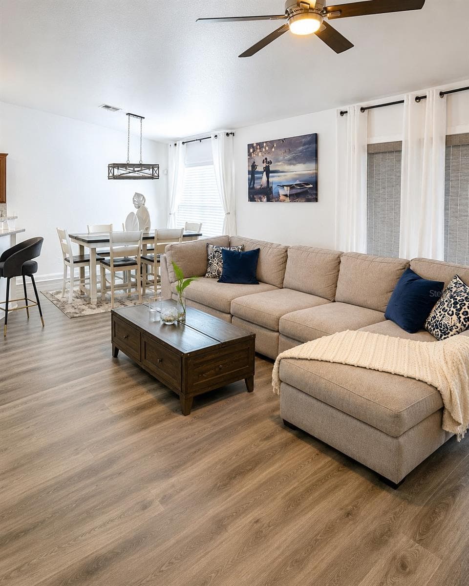 Living Room/Dining Room Combo - 9645 ROLLING CIR, SAN ANTONIO