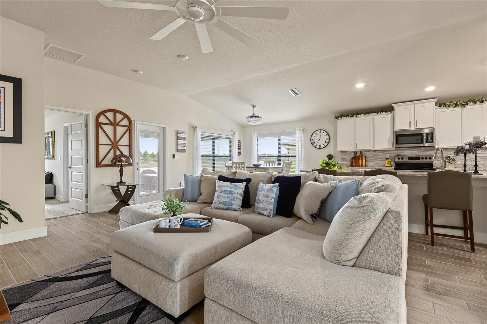 Single Family Residence at 5926 164TH AVE E, PARRISH, photo 6 of 54