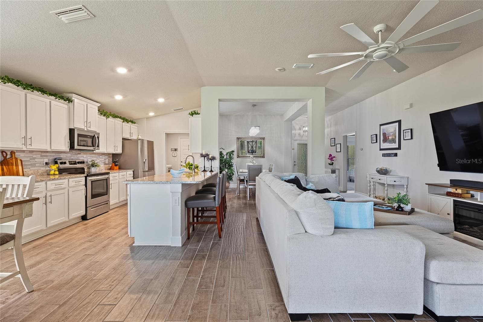Single Family Residence at 5926 164TH AVE E, PARRISH, photo 7 of 54