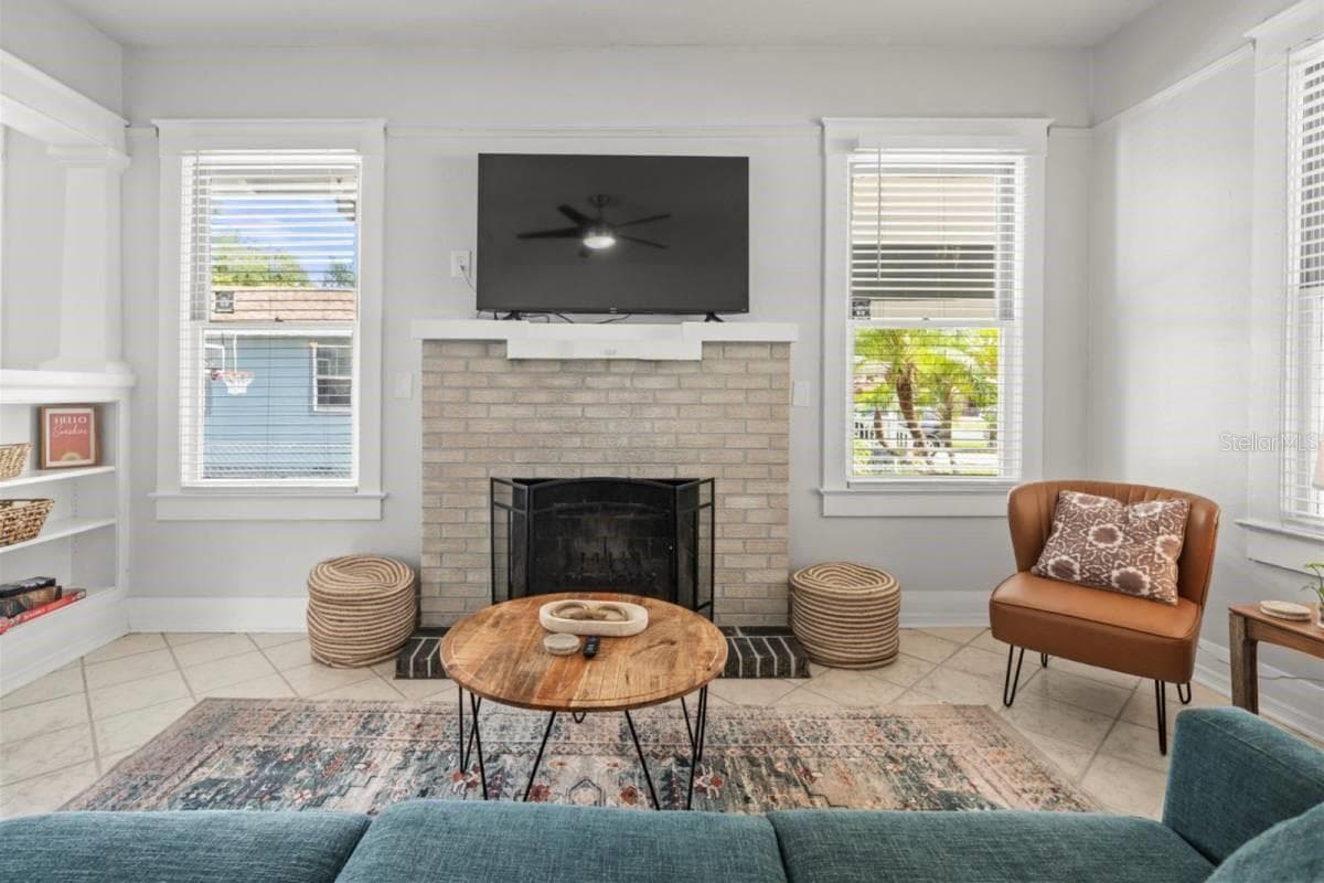 Single Family Residence at 7002 N CAMERON AVE, TAMPA, photo 11 of 44