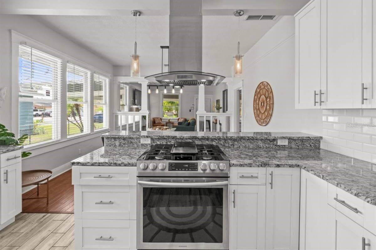 Single Family Residence at 7002 N CAMERON AVE, TAMPA, photo 22 of 44