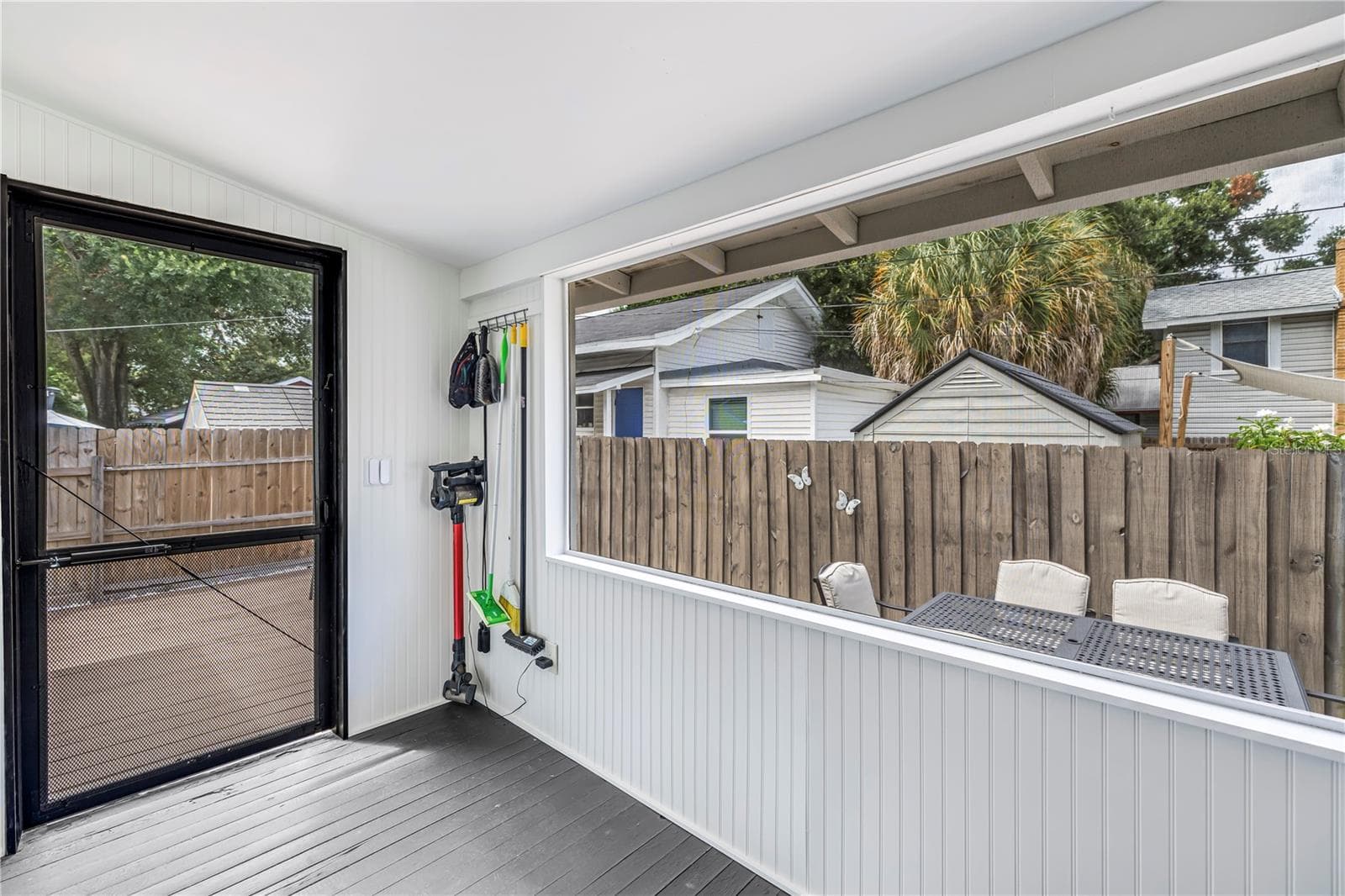 Single Family Residence at 1323 7TH AVE N, ST PETERSBURG, photo 29 of 51