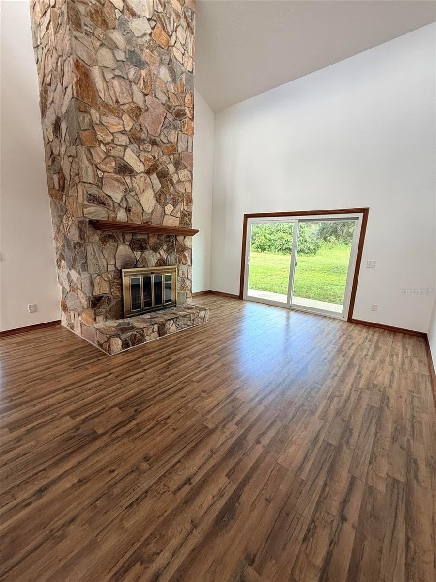 un staged Great Room - 2598 ENTERPRISE OSTEEN RD, OSTEEN