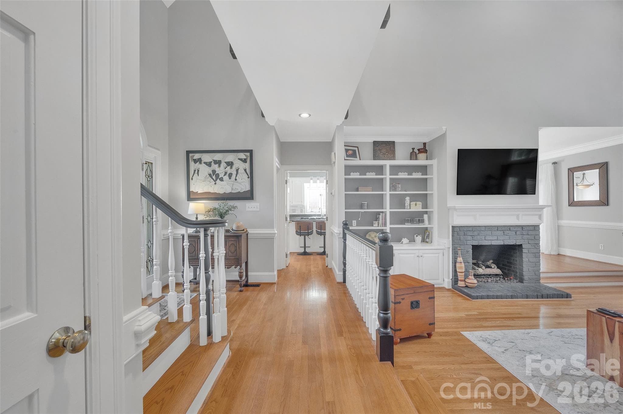 Main level hall - 10108 Lampkin Way, Charlotte