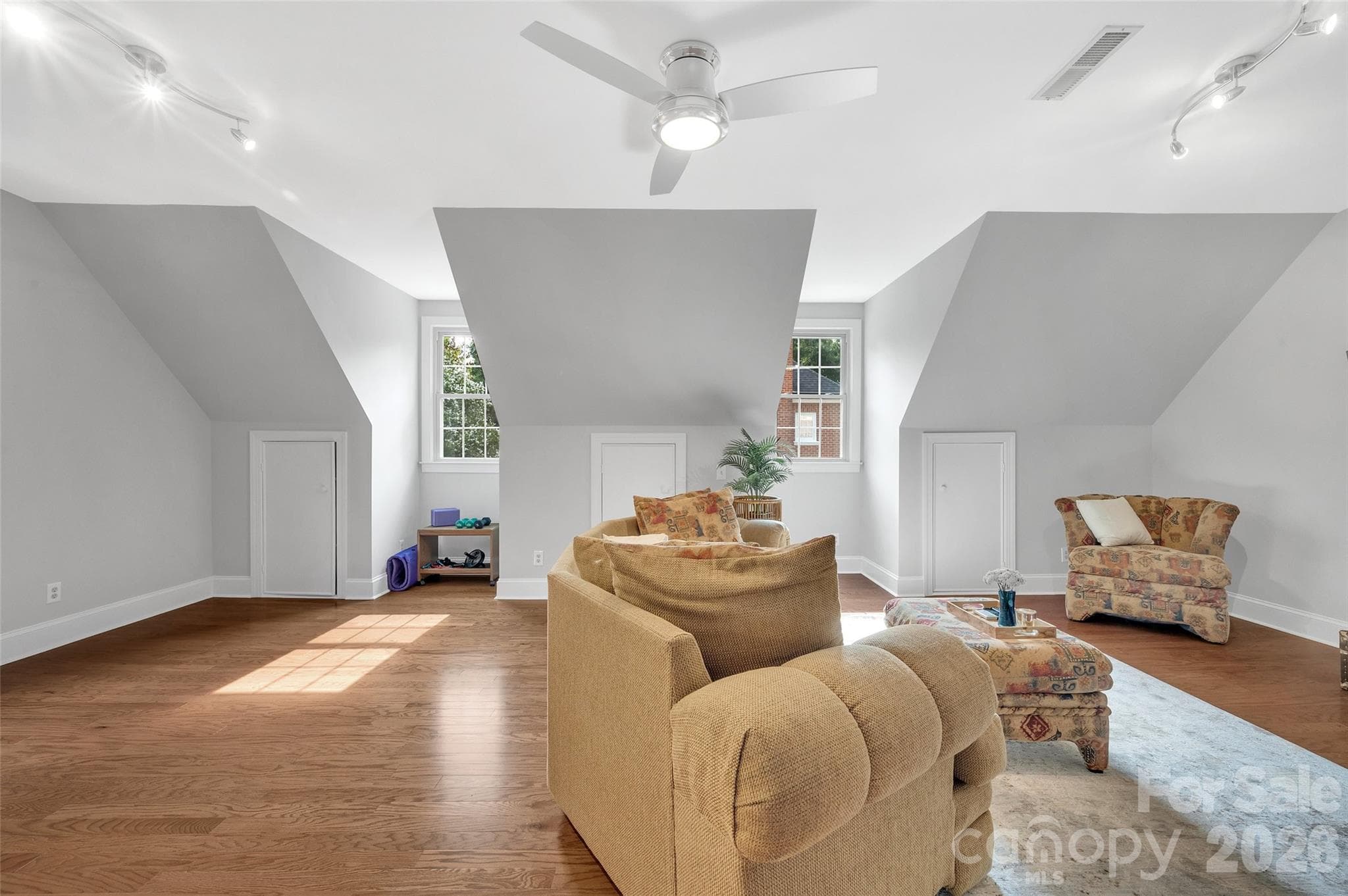 Flex 3 - 10108 Lampkin Way, Charlotte