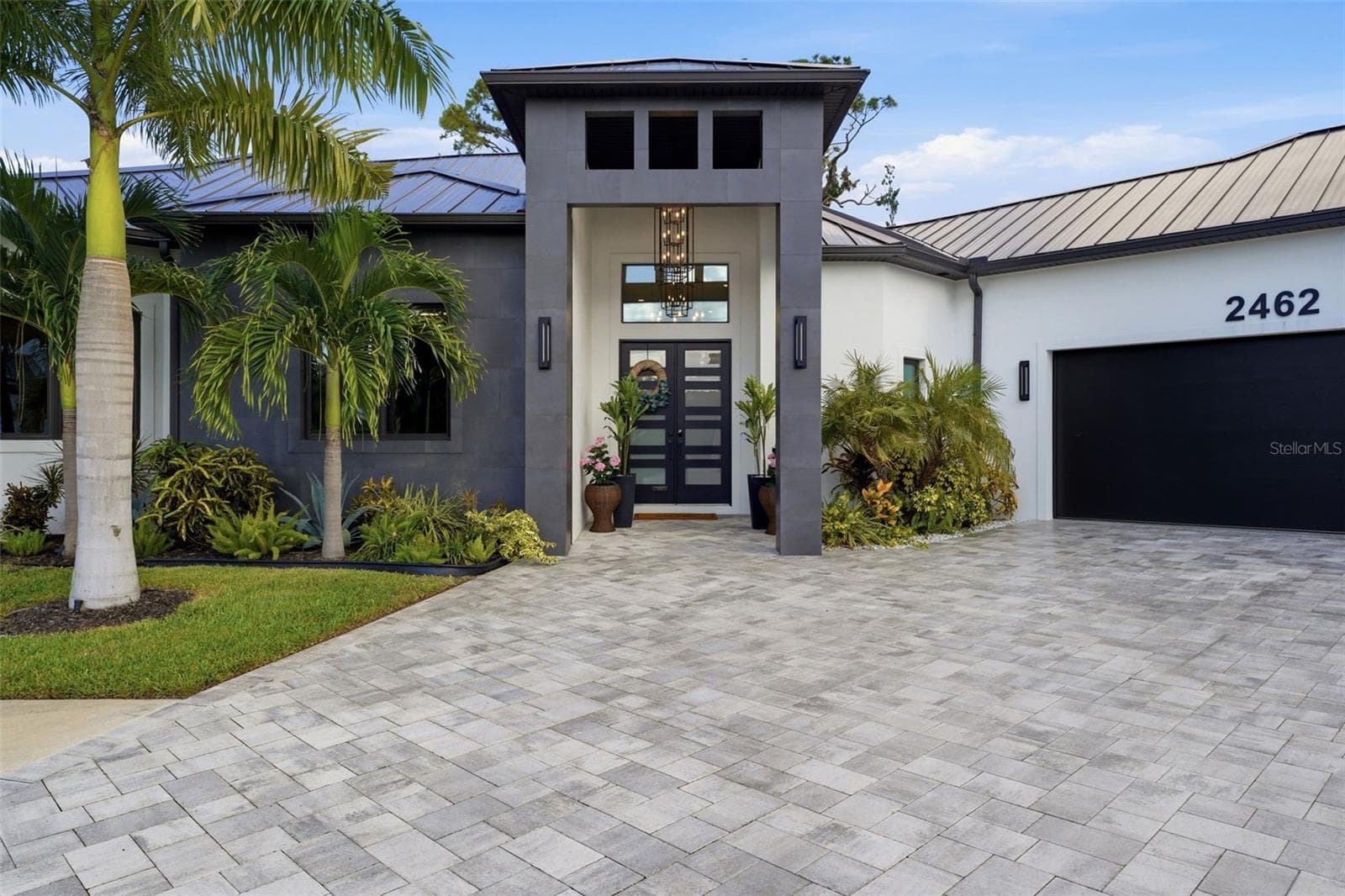 Single Family Residence at 2462 MISSARA LN, SARASOTA, photo 5 of 84