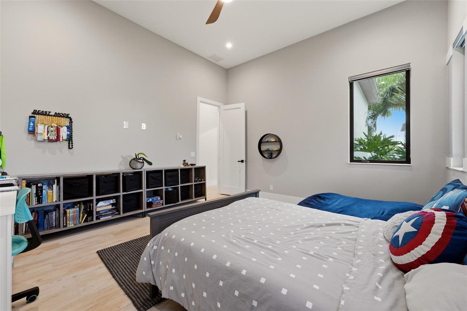 Single Family Residence at 2462 MISSARA LN, SARASOTA, photo 36 of 84
