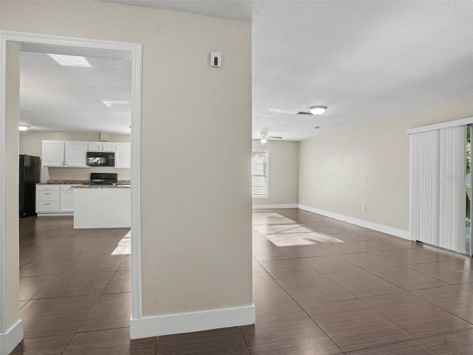 Single Family Residence at 2938 NORTHBROOK LN, LAKELAND, photo 10 of 20