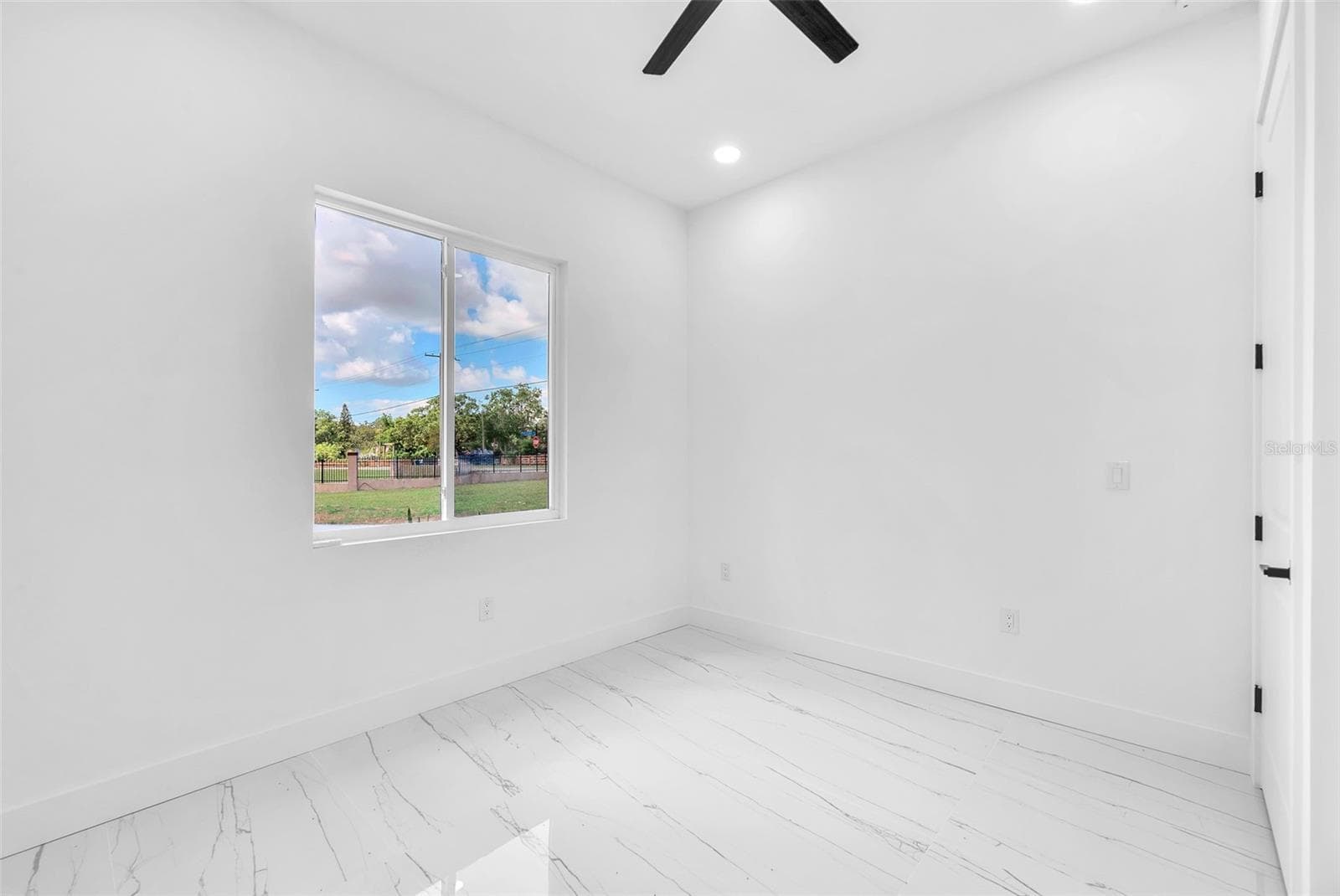 Single Family Residence at 11921 FORT KING HWY, THONOTOSASSA, photo 52 of 77