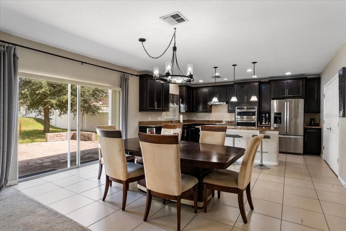 Single Family Residence at 2226 TAYLOR CREEK CT, KISSIMMEE, photo 4 of 41