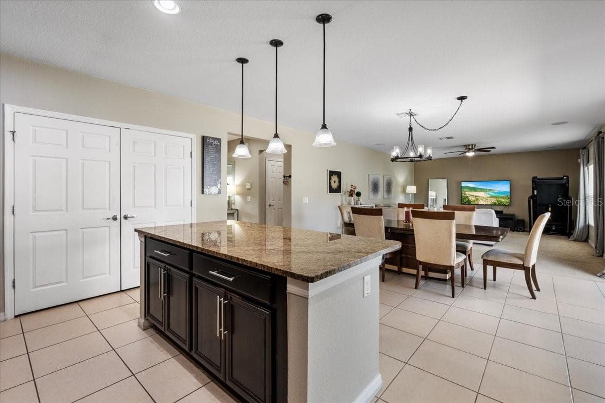 Single Family Residence at 2226 TAYLOR CREEK CT, KISSIMMEE, photo 8 of 41