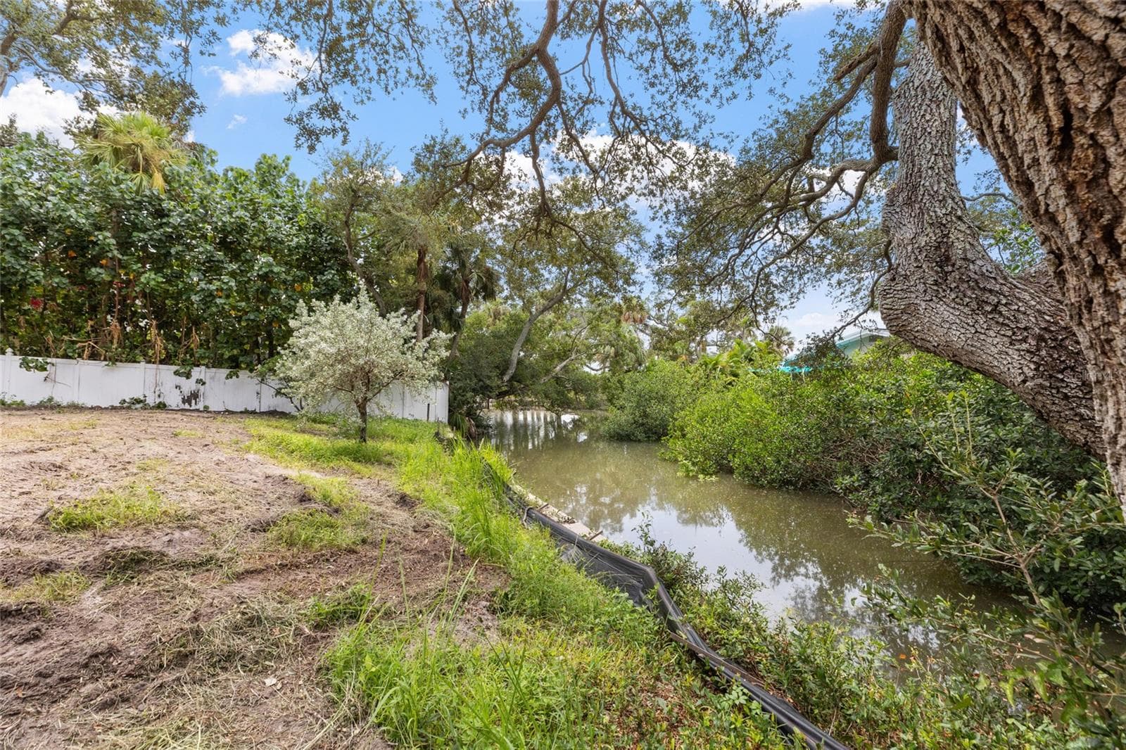 Land at JUNGLE COVE, ST PETERSBURG, photo 10 of 32