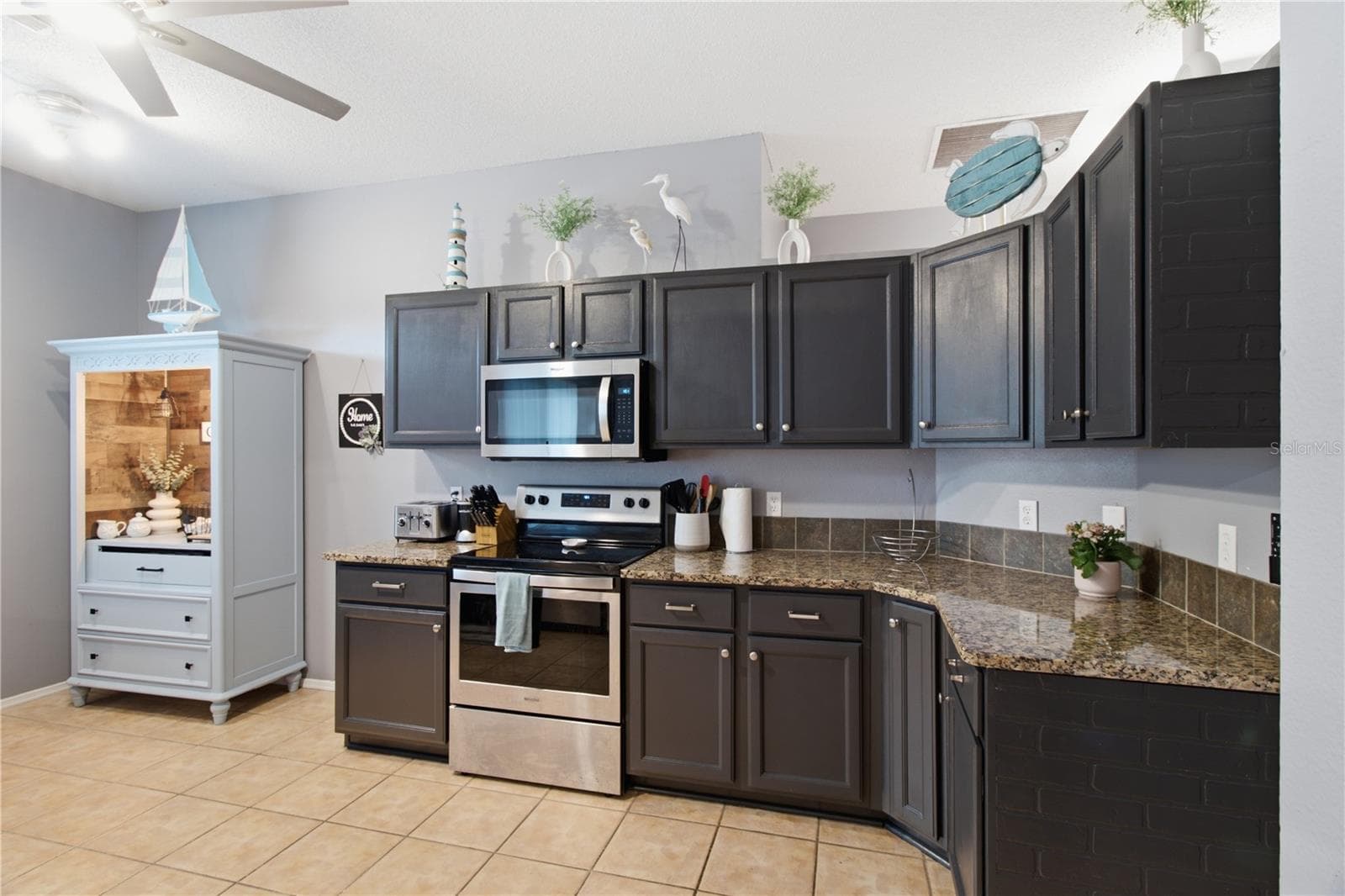 Single Family Residence at 9301 71ST AVE E, PALMETTO, photo 18 of 51