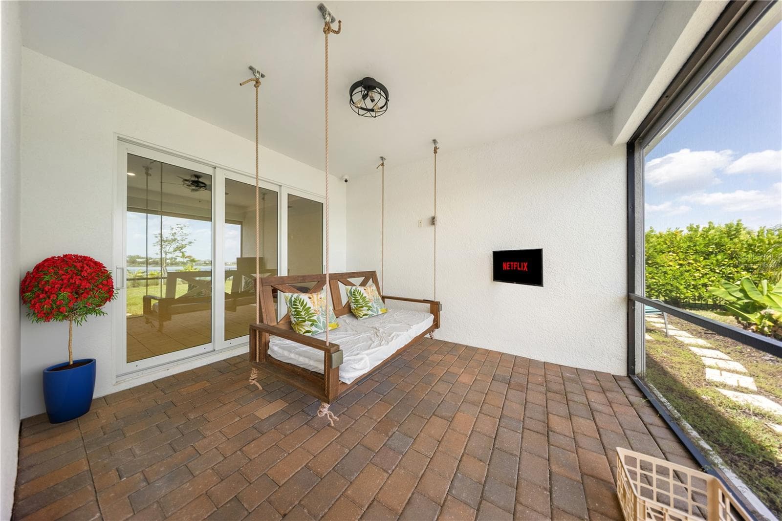 Virtually staged - 42058 JOURNEY DR, PUNTA GORDA