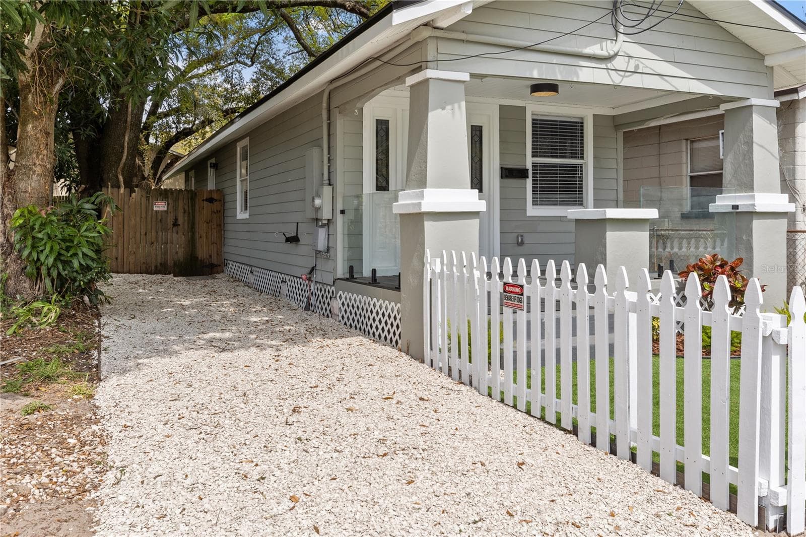 Single Family Residence at 2410 E COLUMBUS DR, TAMPA, photo 3 of 25