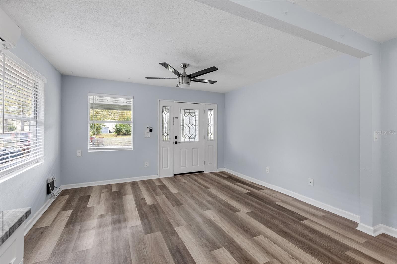 Single Family Residence at 2410 E COLUMBUS DR, TAMPA, photo 18 of 25