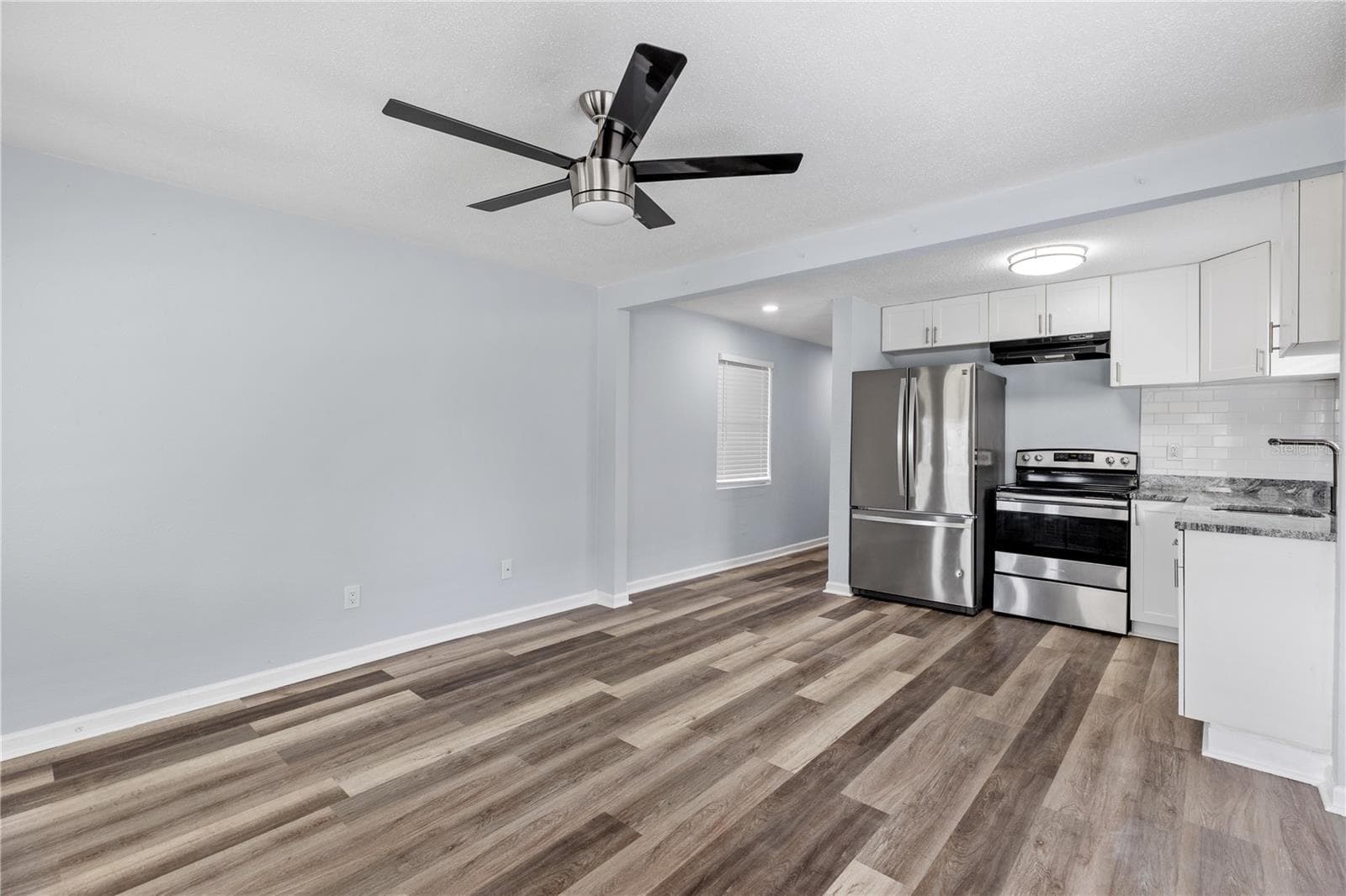 Single Family Residence at 2410 E COLUMBUS DR, TAMPA, photo 22 of 25