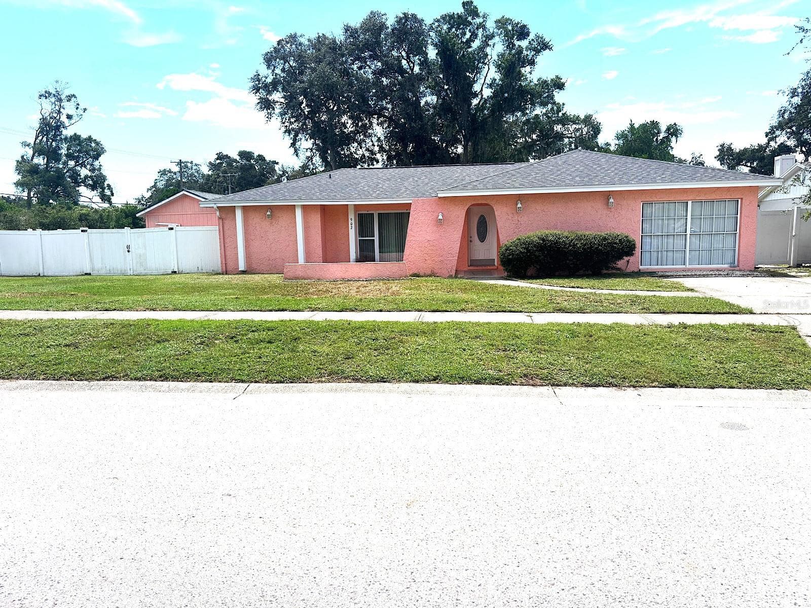 Single Family Residence at 902 SAMY DR, TAMPA, photo 2 of 30