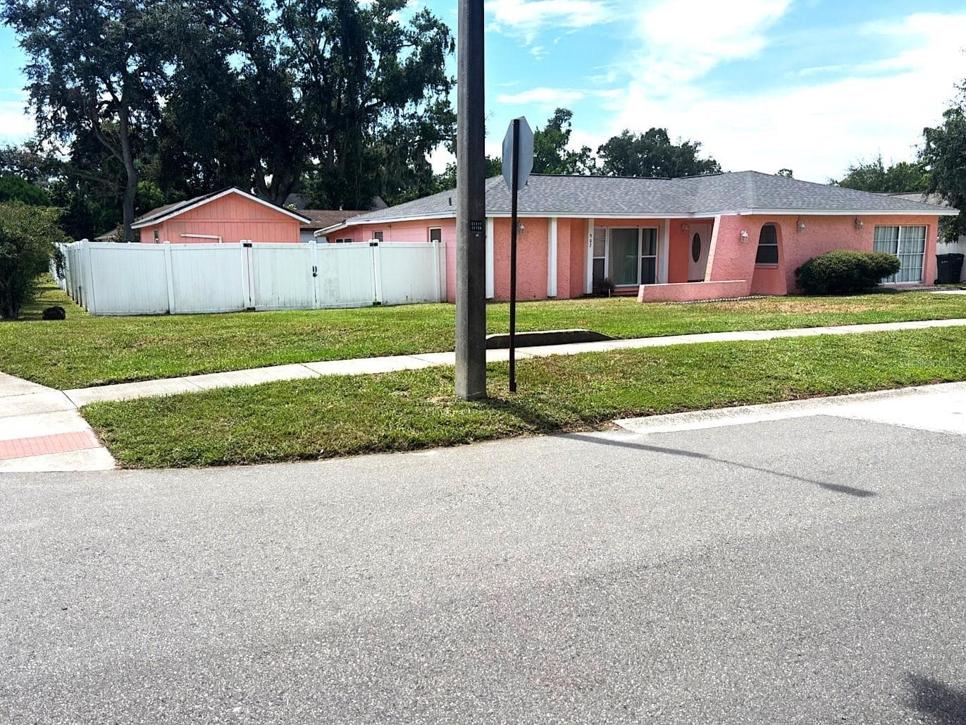 Single Family Residence at 902 SAMY DR, TAMPA, photo 3 of 30