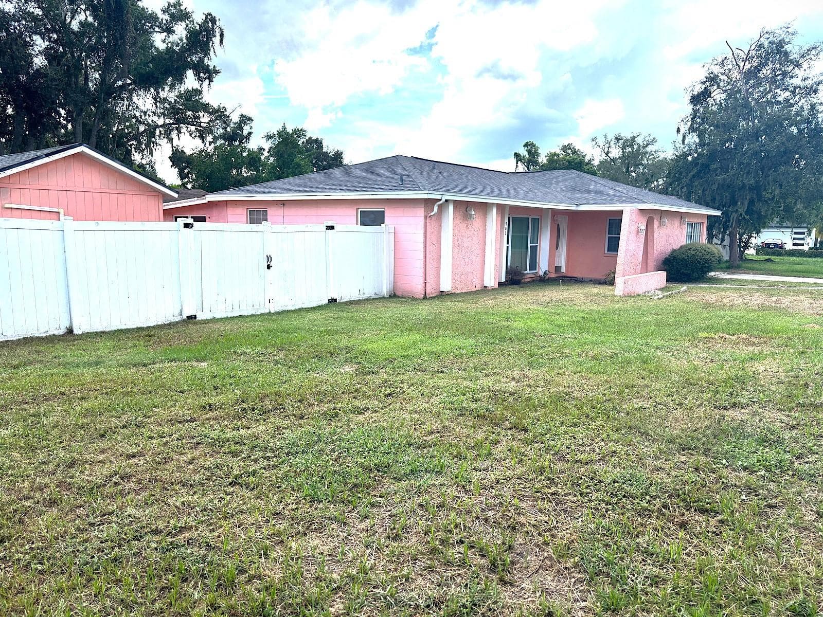 Single Family Residence at 902 SAMY DR, TAMPA, photo 5 of 30