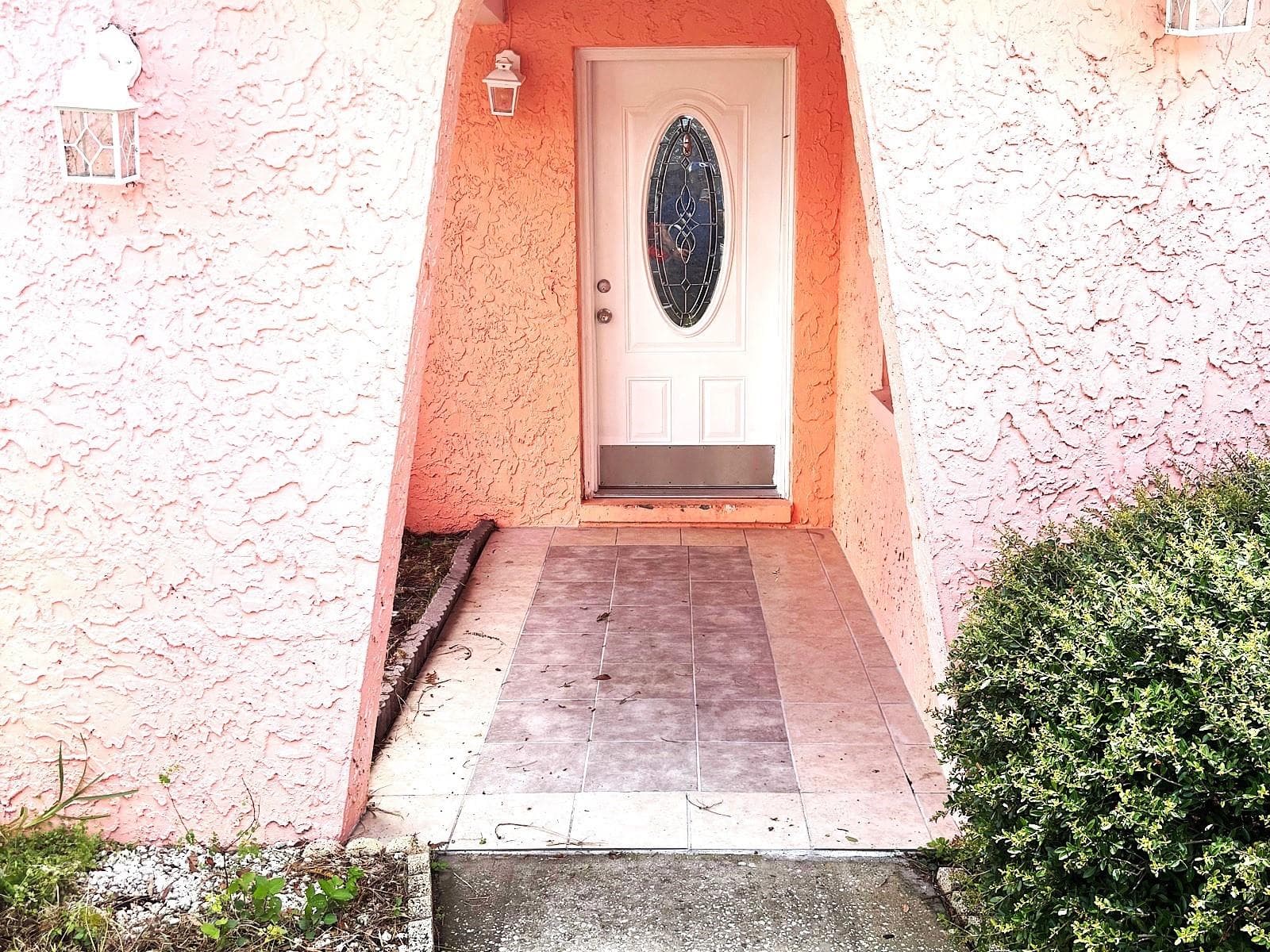 Single Family Residence at 902 SAMY DR, TAMPA, photo 6 of 30