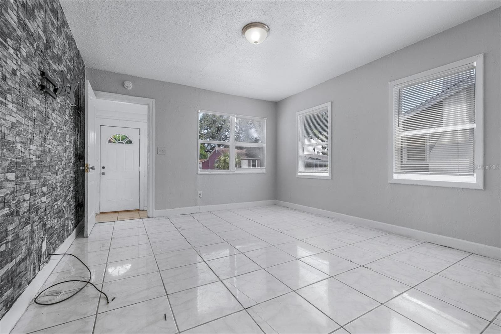 Single Family Residence at 1311 PRESCOTT ST S, ST PETERSBURG, photo 7 of 32