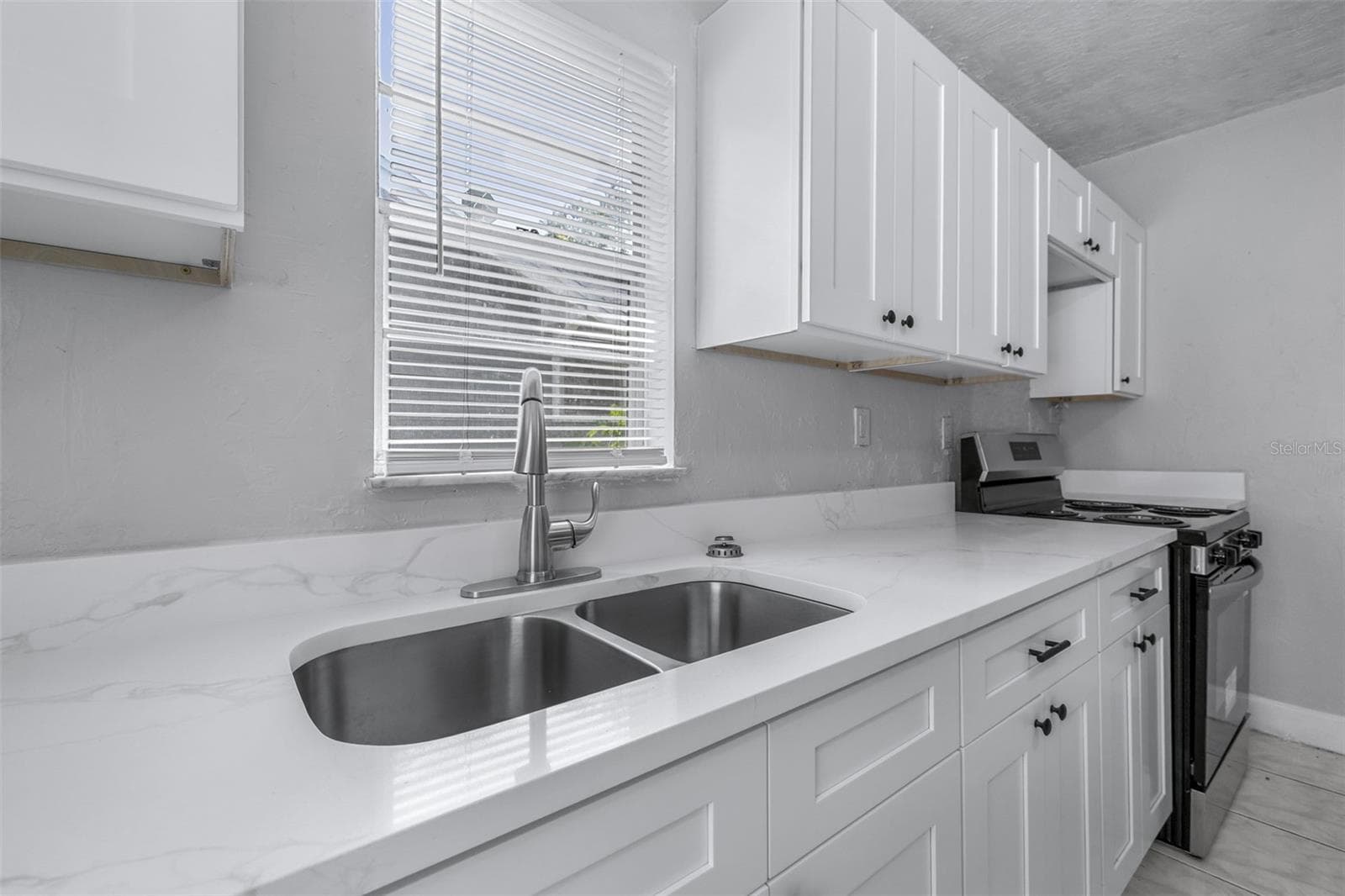 Single Family Residence at 1311 PRESCOTT ST S, ST PETERSBURG, photo 11 of 32